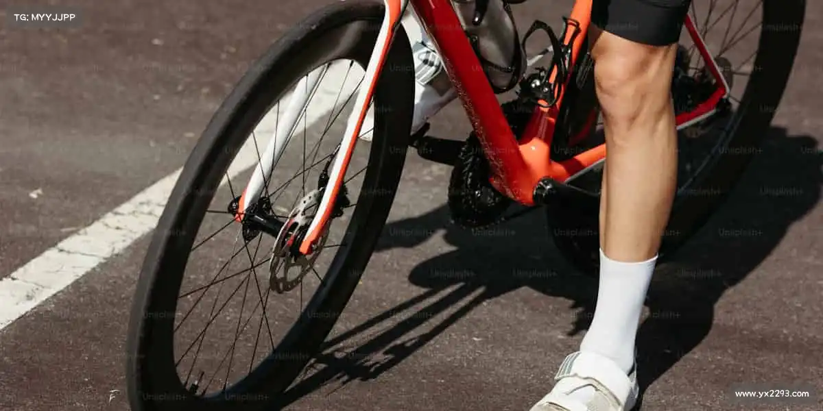 PG国际🏊‍♀️畅游泳池、征服跑道、跃上器械！这里，是你超越自我的起点！